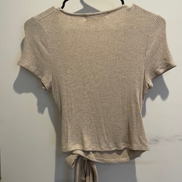 Project Social T - ribbed | beige | wrap tie cropped t-shirt - Picture 4 of 4